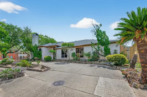 8103 Lake Edge Court Houston TX 77071