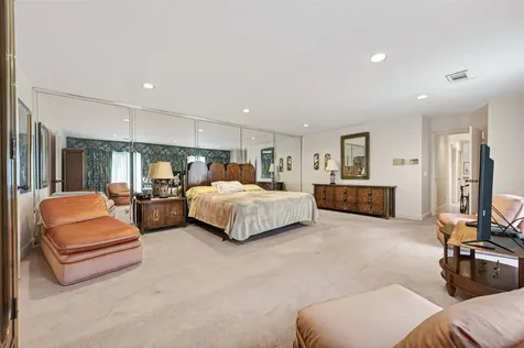 8103 Lake Edge Court Houston TX 77071