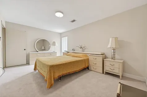 8103 Lake Edge Court Houston TX 77071