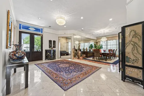 8103 Lake Edge Court Houston TX 77071