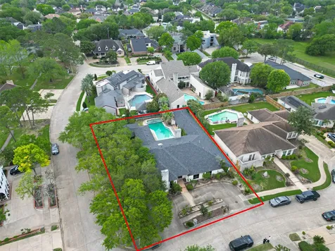 8103 Lake Edge Court Houston TX 77071