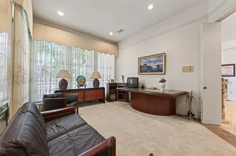 8103 Lake Edge Court Houston TX 77071