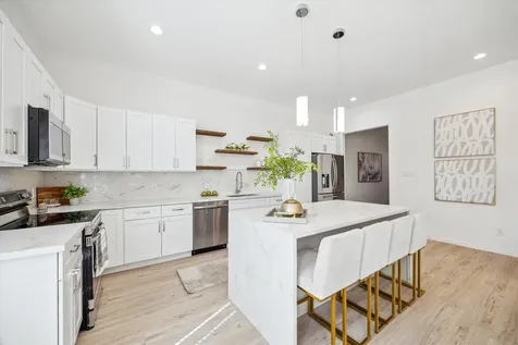 927 Bianco Lane Houston TX 77091