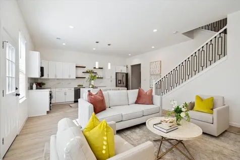 927 Bianco Lane Houston TX 77091