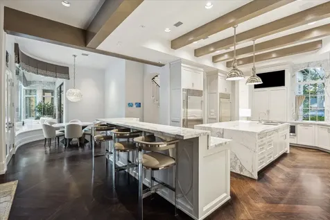 220 Merrie Way Lane Houston TX 77024