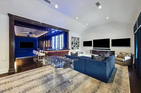 220 Merrie Way Lane Houston TX 77024