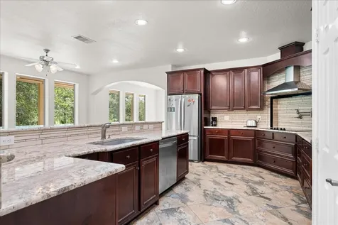 7750 Rolling Creek Road Burton TX 77835