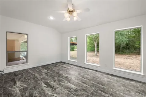 7750 Rolling Creek Road Burton TX 77835