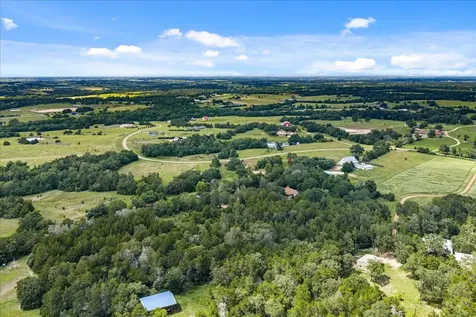 7750 Rolling Creek Road Burton TX 77835