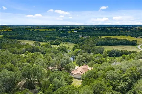 7750 Rolling Creek Road Burton TX 77835