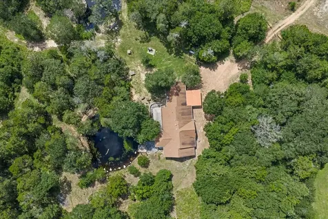 7750 Rolling Creek Road Burton TX 77835