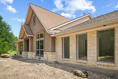7750 Rolling Creek Road Burton TX 77835