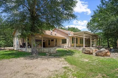7750 Rolling Creek Road Burton TX 77835