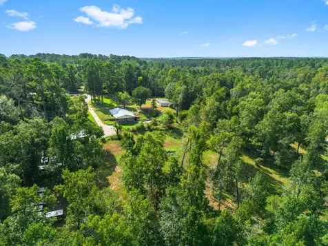18 Arrowhead Drive Huntsville TX 77320