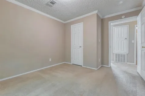 6054 Ridgeway Drive Houston TX 77033