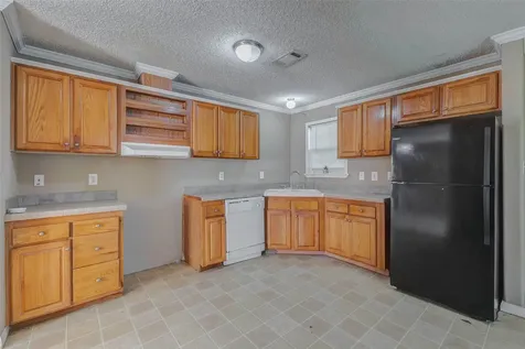6054 Ridgeway Drive Houston TX 77033