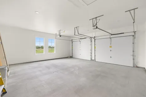 112 Court Side Drive Snook TX 77879