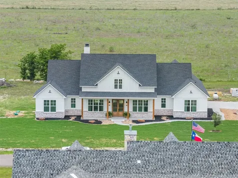 112 Court Side Drive Snook TX 77879