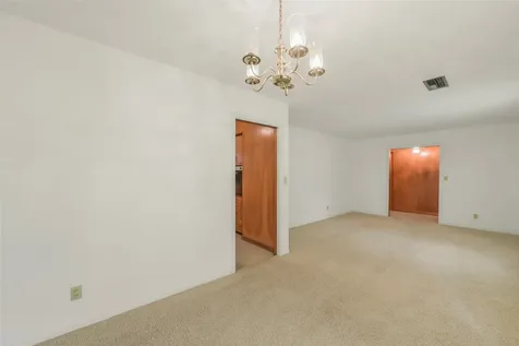 705 Darlene Lane Wallis TX 77485