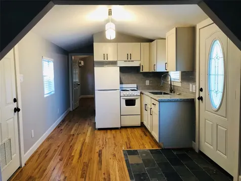 734-A Mcdaniel Street Houston TX 77022