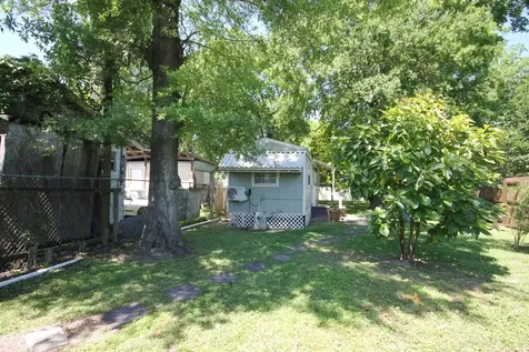 734-A Mcdaniel Street Houston TX 77022
