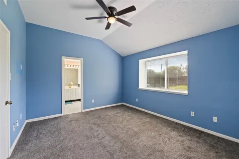 1911 Edinburg Avenue League City TX 77573