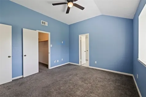 1911 Edinburg Avenue League City TX 77573