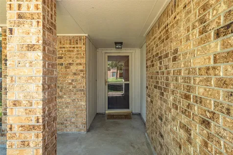 1911 Edinburg Avenue League City TX 77573