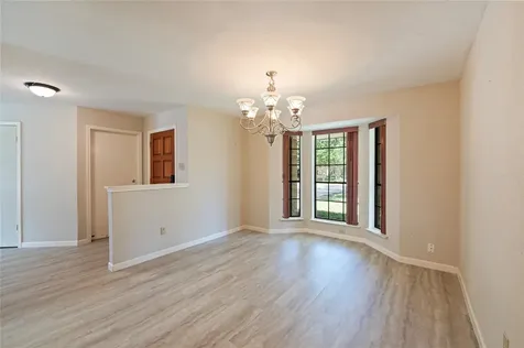 1911 Edinburg Avenue League City TX 77573