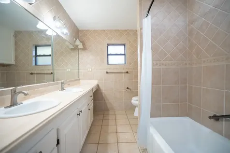 5214 Lodge Creek Drive Houston TX 77066