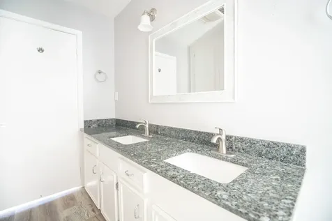 5214 Lodge Creek Drive Houston TX 77066