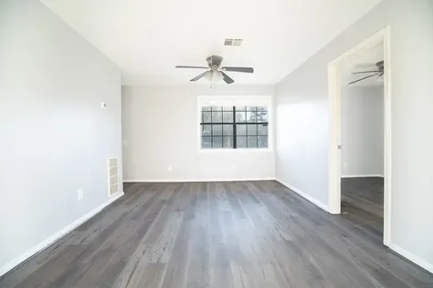 5214 Lodge Creek Drive Houston TX 77066