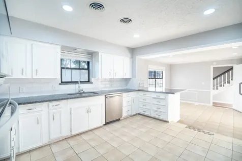 5214 Lodge Creek Drive Houston TX 77066