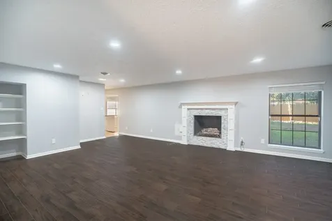 5214 Lodge Creek Drive Houston TX 77066