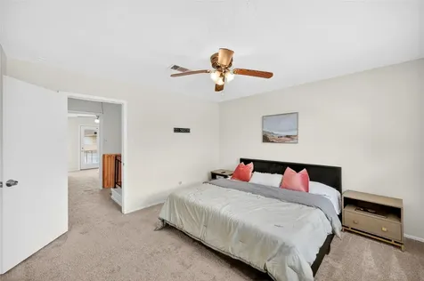 6975 Chasewood Drive Houston TX 77489