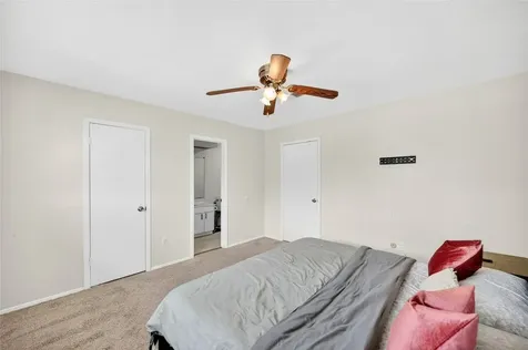 6975 Chasewood Drive Houston TX 77489