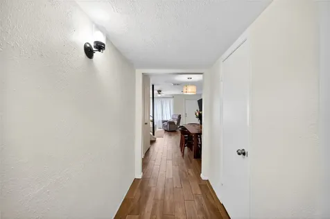6975 Chasewood Drive Houston TX 77489