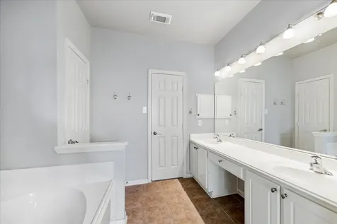 8942 Summer Ash Lane Sugar Land TX 77479