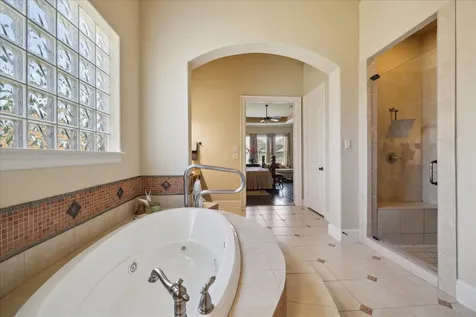53 New Oak Trail Kingwood TX 77346