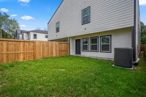 8119 Venus Street B Houston TX 77088