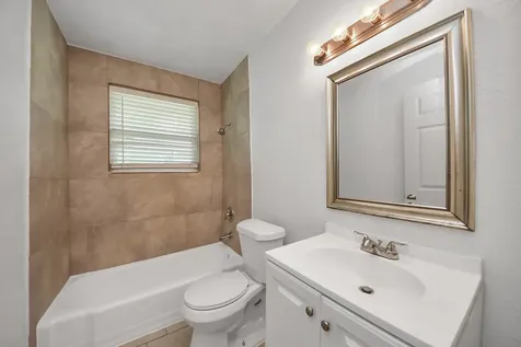 716 Hargest Street B Prairie View TX 77446