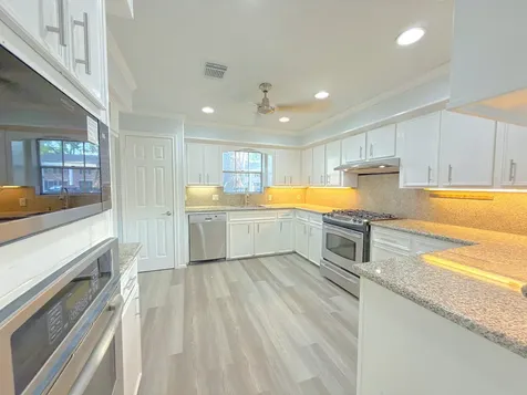 5926 Queensgate Drive Houston TX 77066