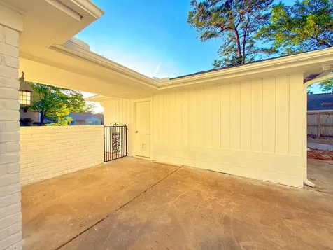 5926 Queensgate Drive Houston TX 77066