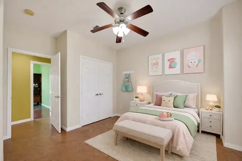 319 Pinedale Avenue Arcola TX 77583