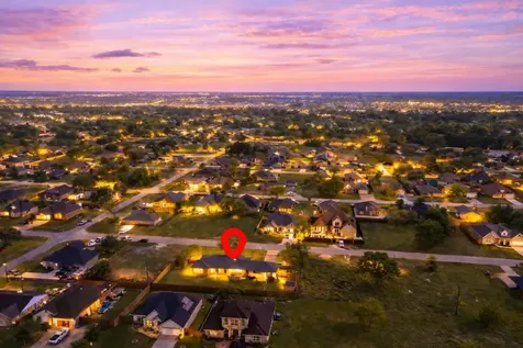 319 Pinedale Avenue Arcola TX 77583