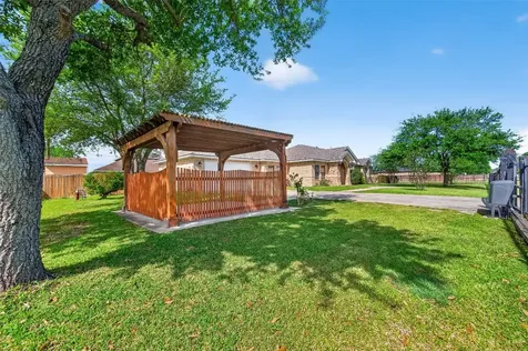 319 Pinedale Avenue Arcola TX 77583