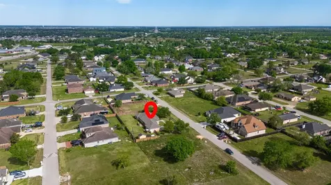 319 Pinedale Avenue Arcola TX 77583