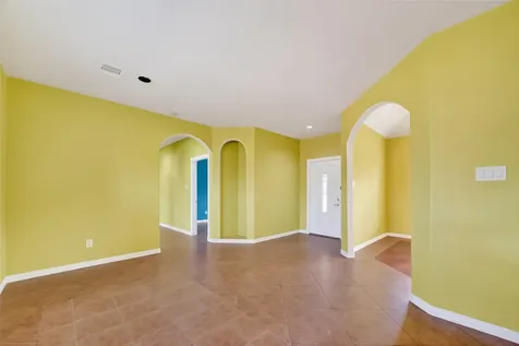 319 Pinedale Avenue Arcola TX 77583