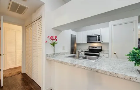 2023 Gentryside Drive 109 Houston TX 77077