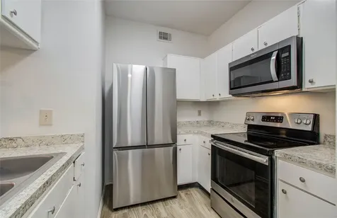 2023 Gentryside Drive 109 Houston TX 77077